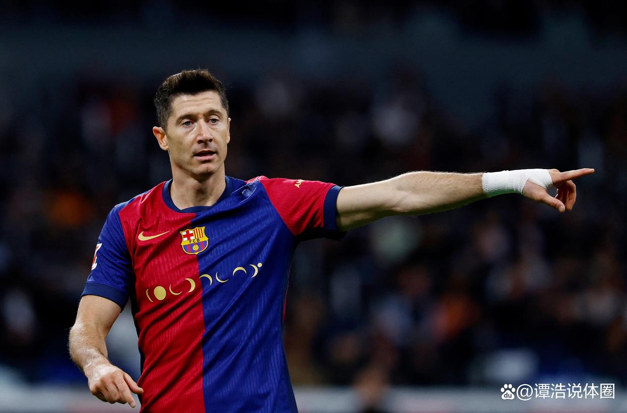 西甲球队签下新后卫，强化后防线的简单介绍